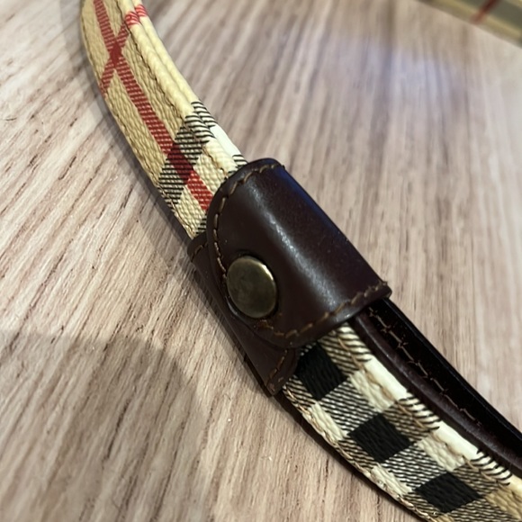 Burberry leather Dog leash! - Picture 2 of 9